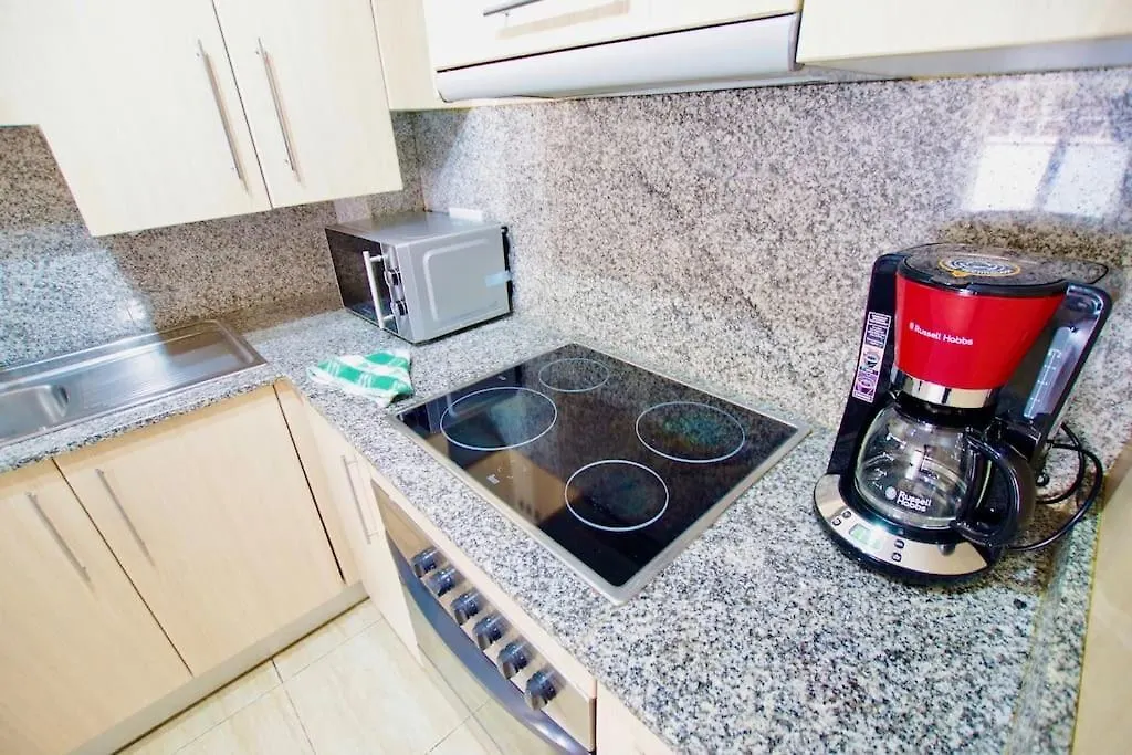 Apartment V&V Lloret- Apartamento Nalu En Pleno Centro De Lloret! Lloret de Mar