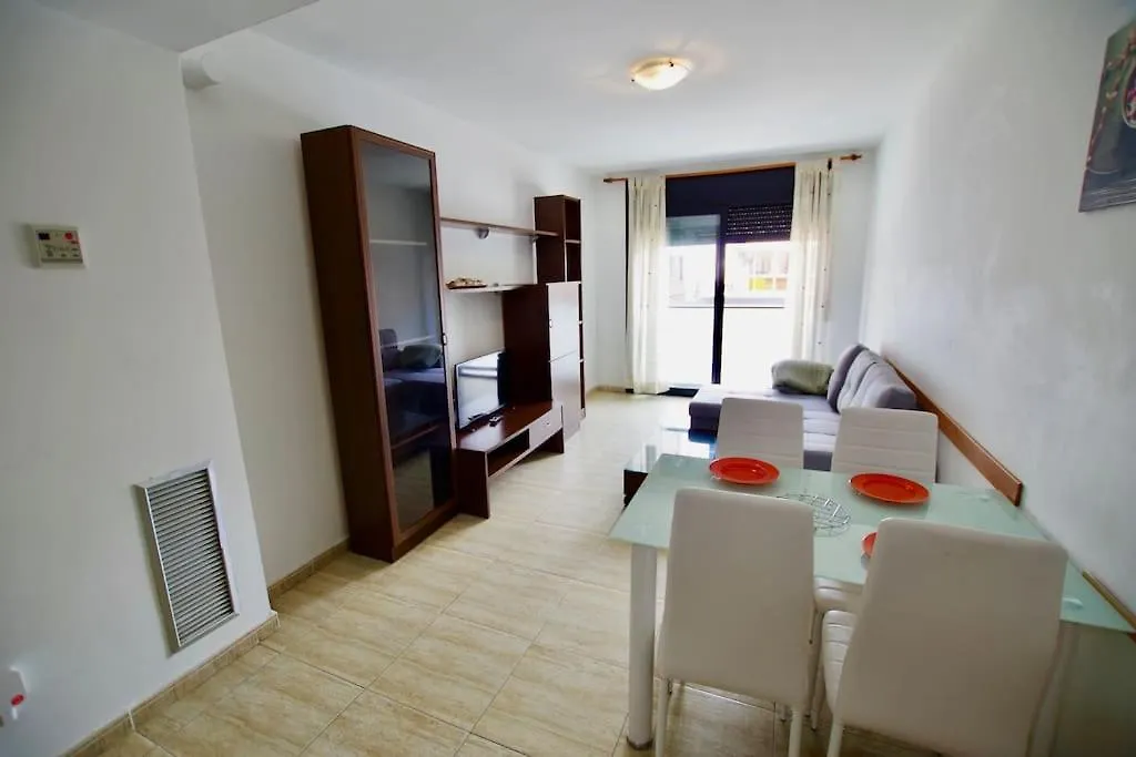 Apartment V&V Lloret- Apartamento Nalu En Pleno Centro De Lloret! Lloret de Mar
