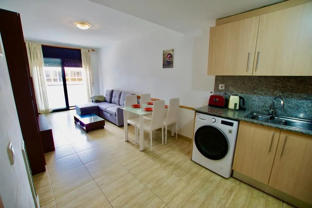 V&V Lloret- Apartamento Nalu En Pleno Centro De Lloret! Lloret de Mar