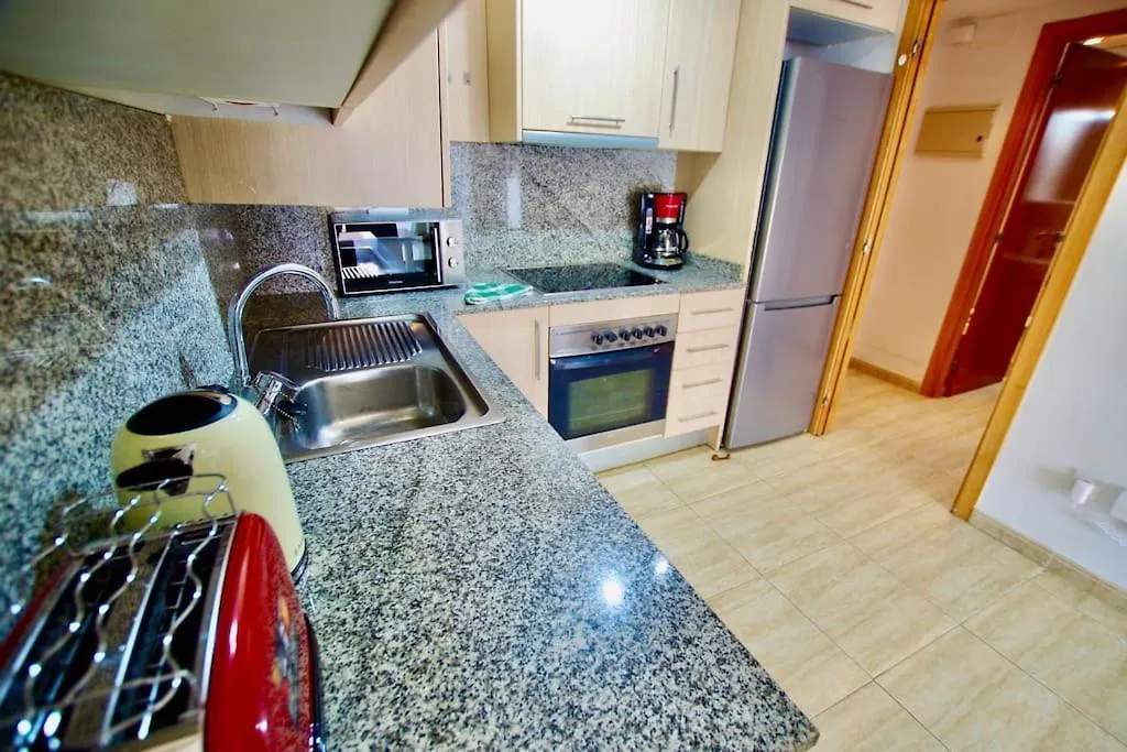 V&V Lloret- Apartamento Nalu En Pleno Centro De Lloret! Lloret de Mar